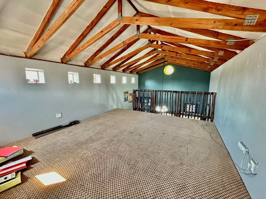 3 Bedroom Property for Sale in Waterval East North West